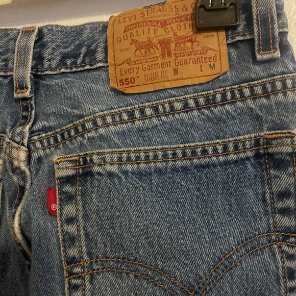 Levi’s 550 Relaxed Fit Tapered Leg Size 30W 30W - Picture 3 of 4